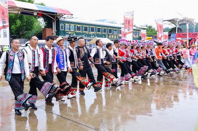 燃情七月，“彝”起奔跑！2025彝韵火把·禄劝转龙越野挑战赛圆满落幕