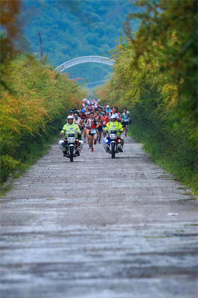 燃情七月，“彝”起奔跑！2025彝韵火把·禄劝转龙越野挑战赛圆满落幕