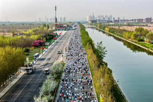 三载相约，快乐收官 2026天津欢乐东丽湖半程马拉松圆满落幕