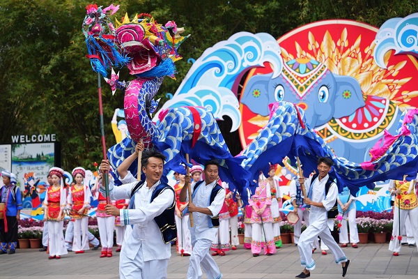 云南民族村2026年五一民族荟“绕三灵非遗民俗”